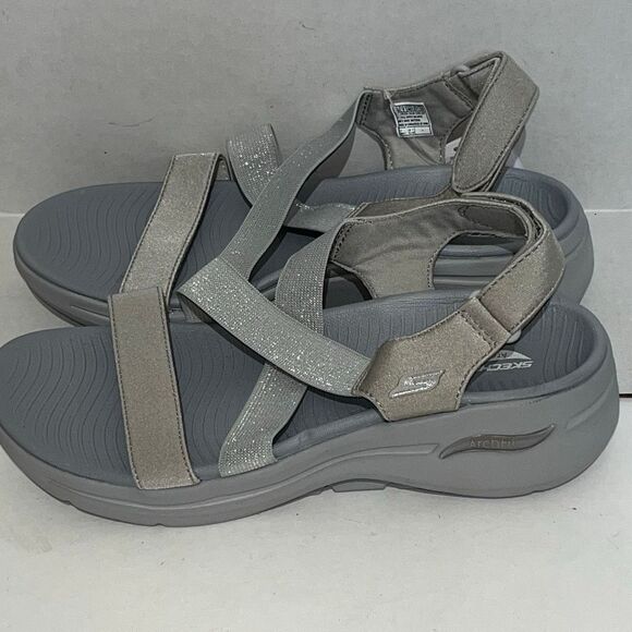 Skechers Women's Gray GO WALK Arch Fit Astonish Strap Sandals Size 10 NWT - Picture 7 of 12